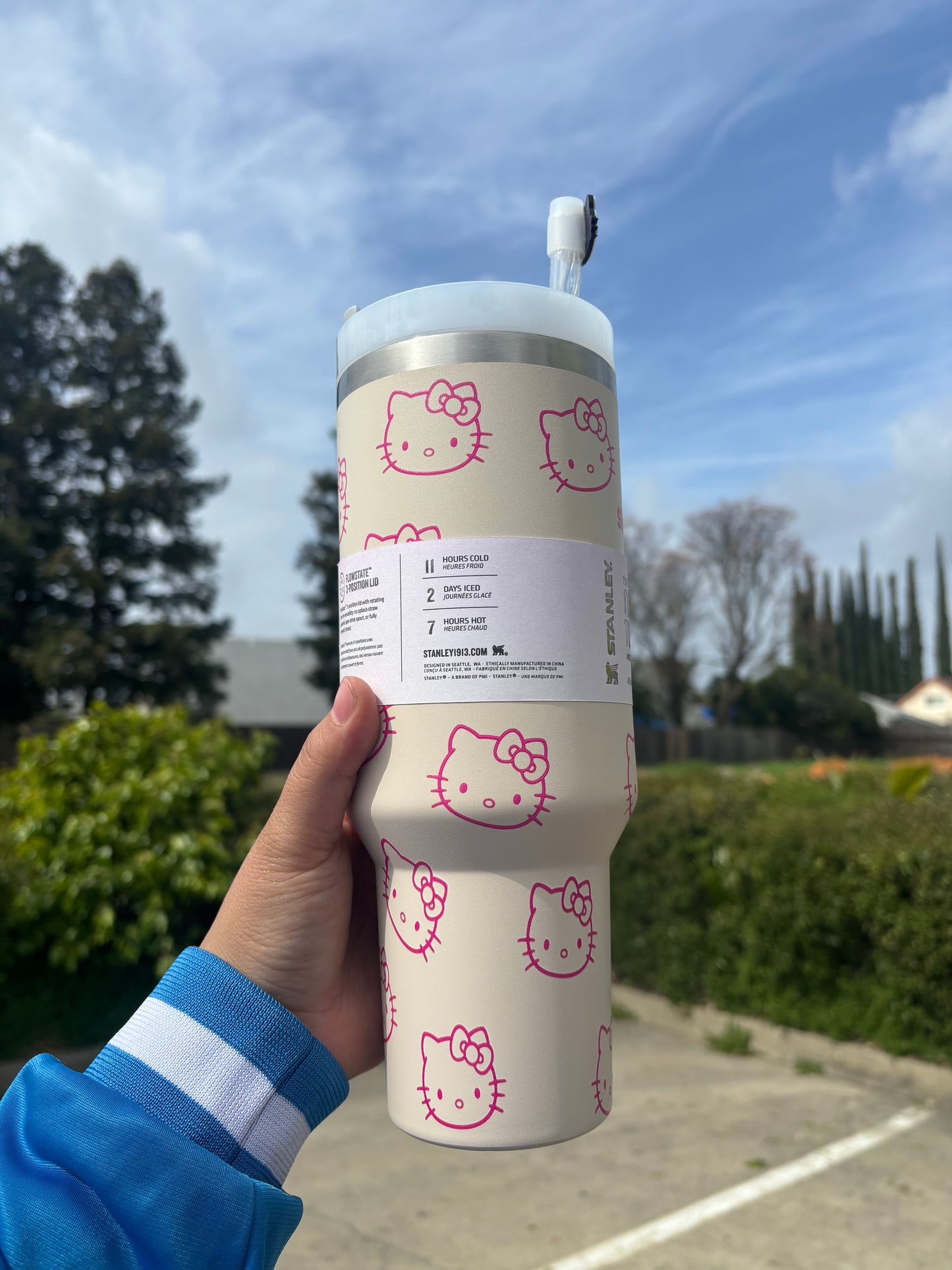 HELLO KITTY cream 40oz Tumbler STANLEY cup HK