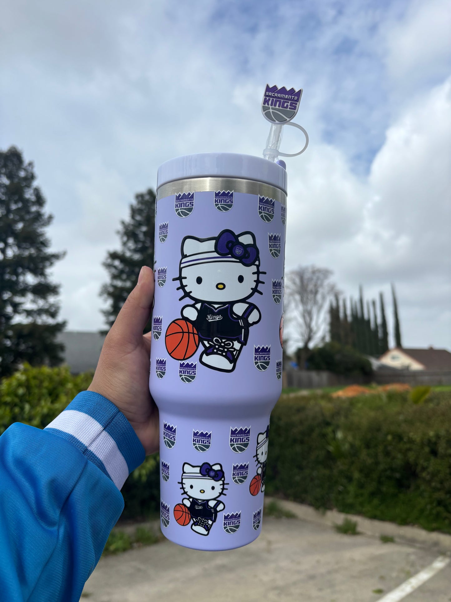 SACRAMENTO Kings Hello Kitty 40oz STANLEY